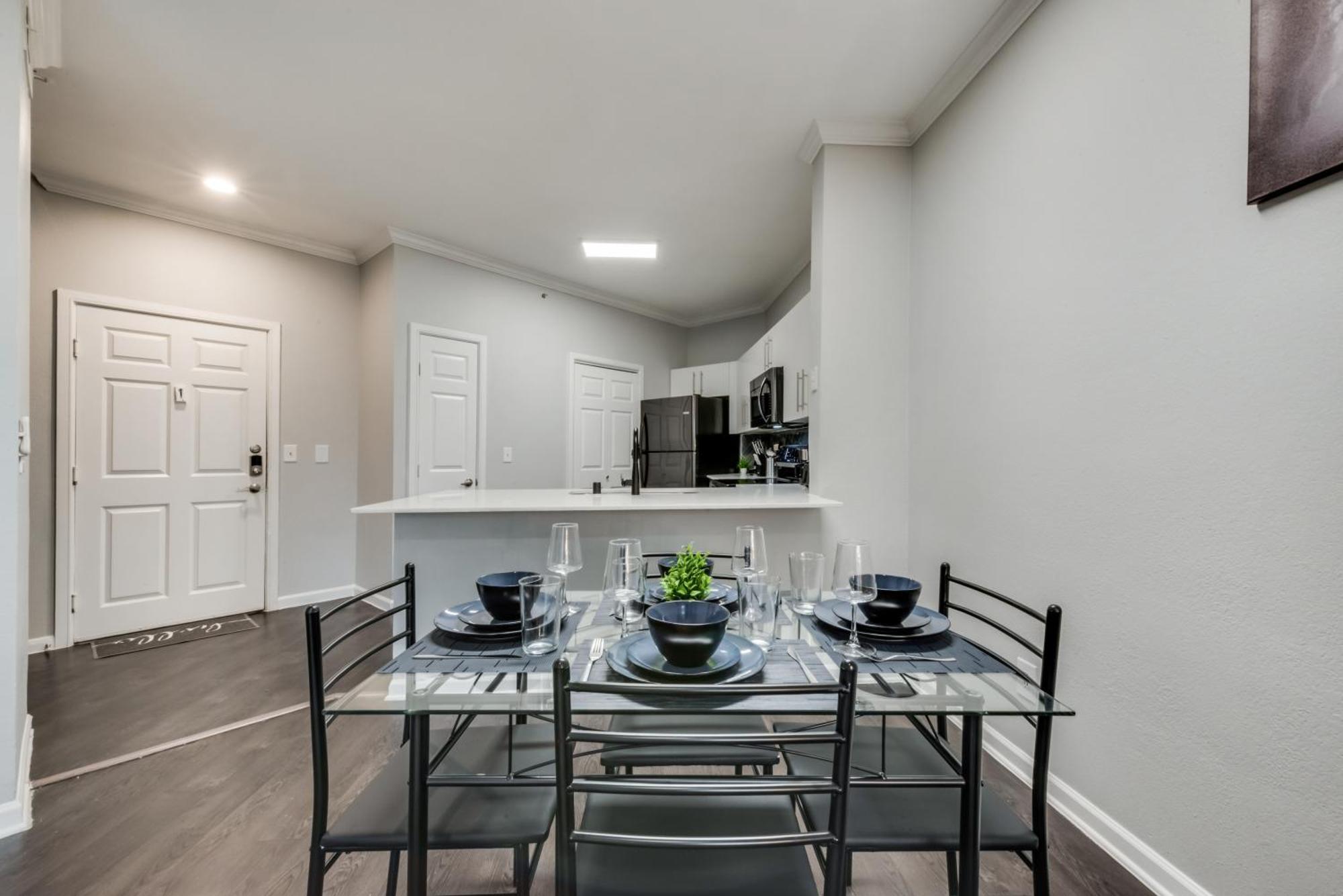 شقة Loft Style 2Br Apt I Dallas City Center I Pool I Gym I Workspace I Pets المظهر الخارجي الصورة
